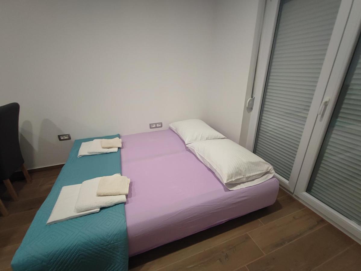 Apartamento Dali II Novalja Exterior foto